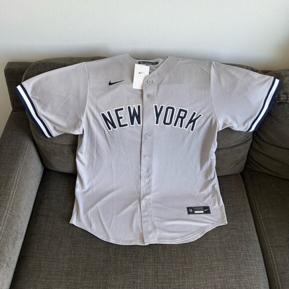 Nike Authentic New York Yankees Aaron Judge #99 Gray MLB Jersey - Picture 1 of 7